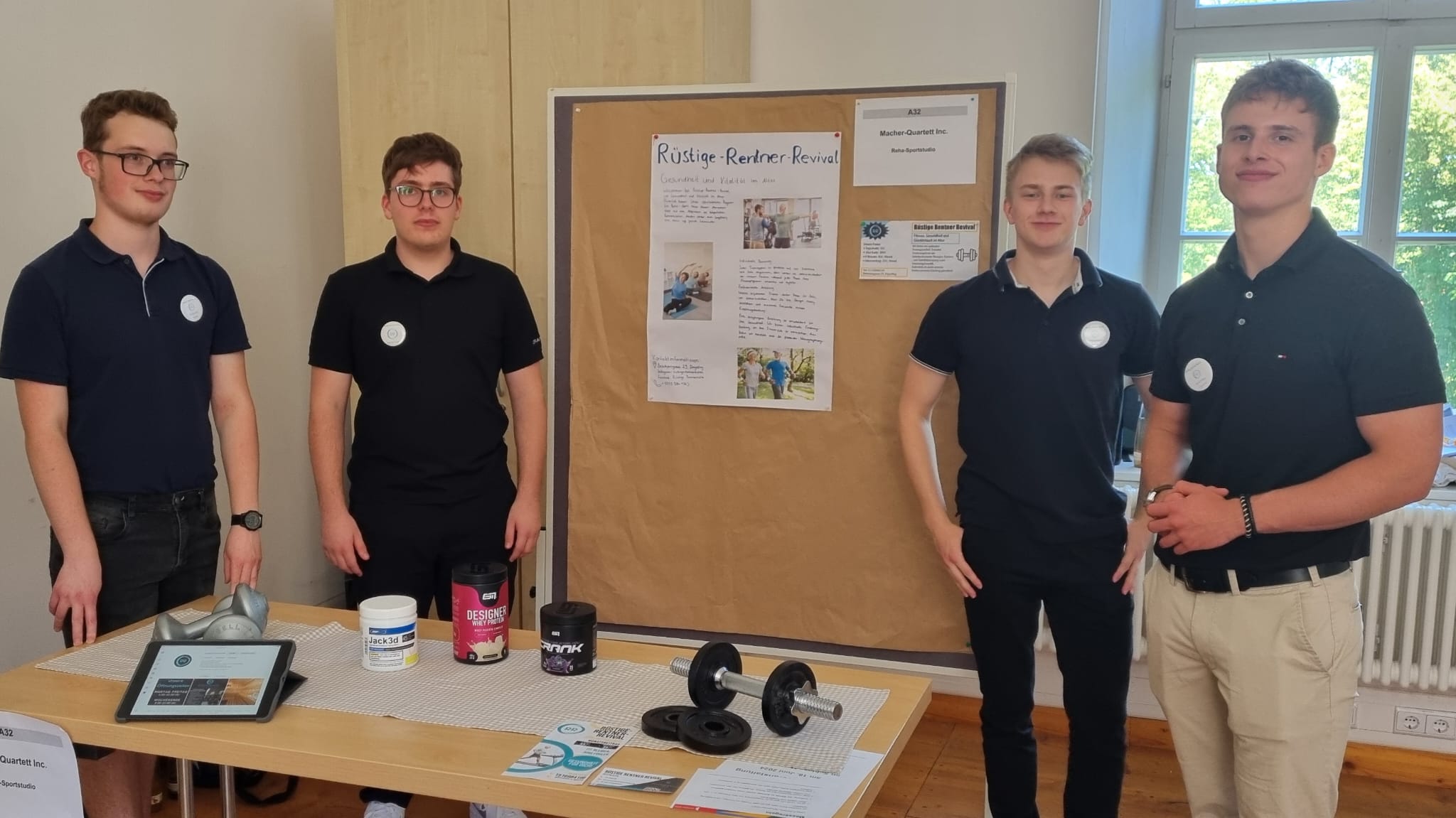 Schüler des Gymnasiums Dingolfing beeindrucken beim Gründerspiel der Hans Lindner Stiftung